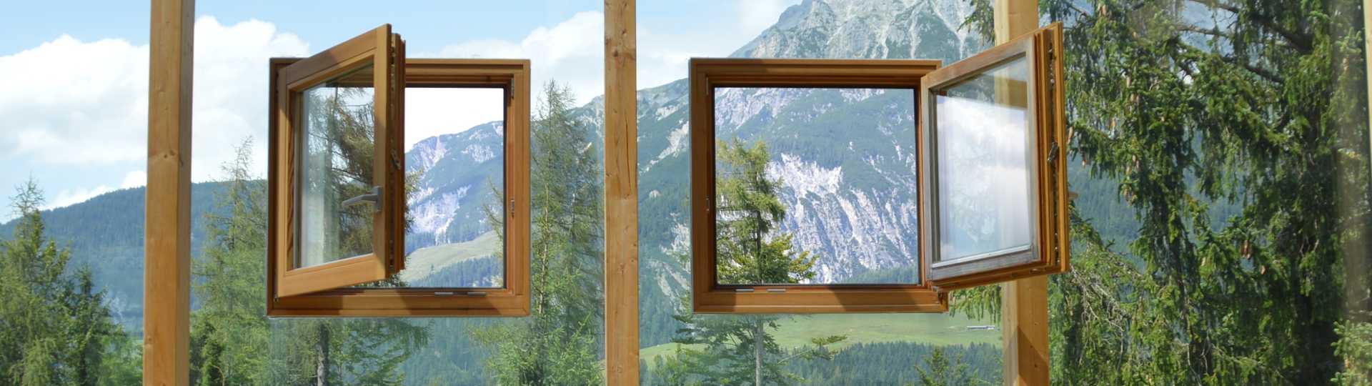 Holzfenster
